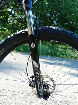 Dámské kolo Specialized Jett - 3