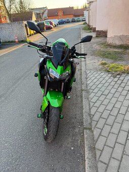 Kawasaki Z900 - 3