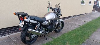 Suzuki GSX 750 inazuma - 3