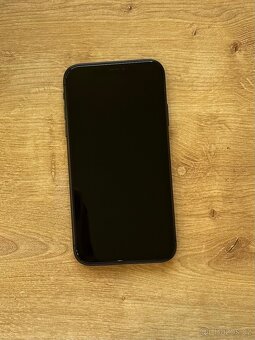 iPhone 11 Black 64GB 90% Baterie - 3