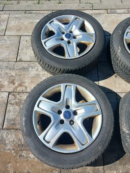 Kola Ford Focus 205/55/16 - 3