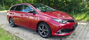 Toyota Auris 1.8 Hybrid Touring Sports HE15U - 3