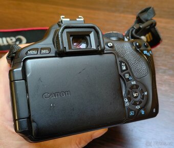 Canon EOS 600D + 18-55 IS - 3