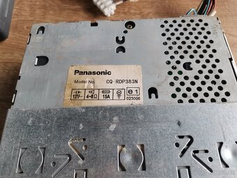 Prodám autorádio Panasonic CQ-RDP383N - 3