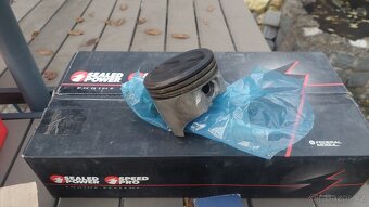 Soubor dílů Mercruiser 5,7 V8 GM350 - 3