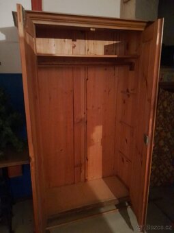 Šatní skříň - 3
