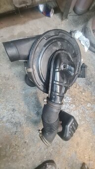 Toyota hzj 4,2l 70,73,76,78 filtr box - 3