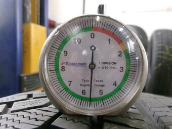 205/55 R16 HANKOOK (5,5mm) č.15774/b7 - 3