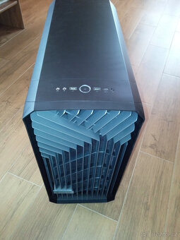 Fractal Design Torrent Black Solid/Big Tower/Černá - 3