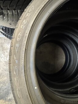 Pirelli Cinturato 235/40R19 - 3
