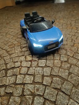Elektrické autíčko Audi - 3
