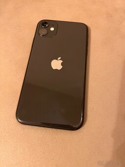 Apple iPhone 11 64GB Černý - 3