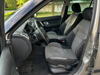 Škoda Fabia II r2008 Nové STK - 3