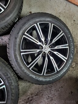 Volvo 5x108 235/55 R19 - 3