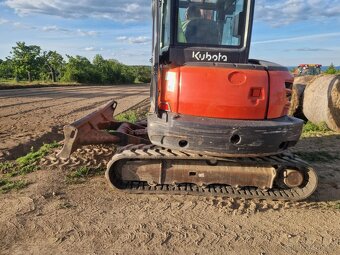 Kubota bagr. - 3