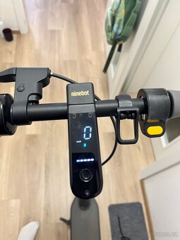 Ninebot MAX G30E II koloběžka - 3