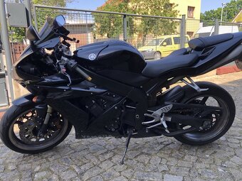 Na prodej: Yamaha YZF-R1 (2005) - 3