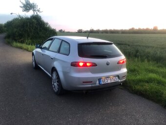 Alfa romeo 159 - 3