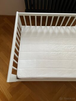 Dětská postel IKEA + rošt + matrace - 3
