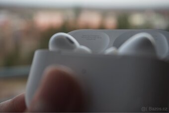 Apple AirPods Pro 2 + AlzaGuard ochranný obal - 3