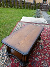 Tmavý rustikální konferenční stolek se spodní deskou - 3