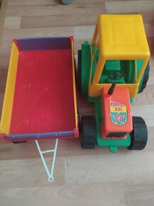 Traktor s návěsem - 3