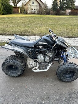 Čtyřkolka s motorem z cbr600 - 3