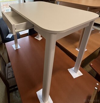 Nový jídelní stůl - 3