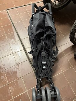 Skládací kočárek - 3