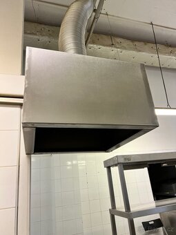 Plynová stolička RedFox + digestoř - 3