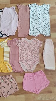 Letní dívčí oblečení vel. 74/80 - 3