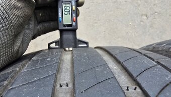 Letní pneu 235/50/17 Michelin - 3