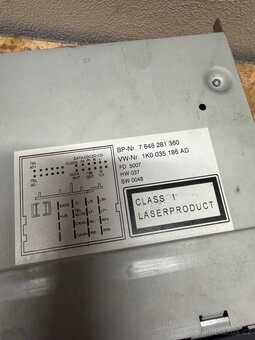 Autorádio Blaupunkt VW RCD 300 - 3