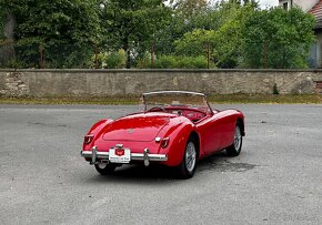 MGA 1500 Roadster 2 - 3