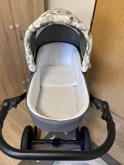 Prodám kočárek Baby Merc Faster 3 Style 2017 + autosedačka - 3
