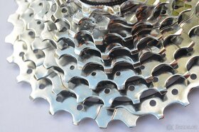 old school kazeta SHIMANO DEORE XT CS-M737 8 speed 11-28 MTB - 3