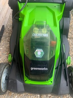 AKU ROTAČNÍ SEKAČKA GREENWORKS G40LM41 40V - 3