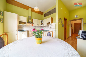 Prodej bytu 2+1, 68 m², Karlovy Vary, ul. Vítězná - 3