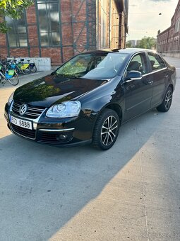 VOLKSWAGEN JETTA 1,9 TDI 77 KW BEZ DPF PRAVIDELNÝ SERVIS - 3
