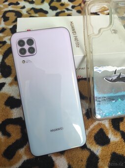 Huawei P40 lite 6/128 Gb růžový - 3