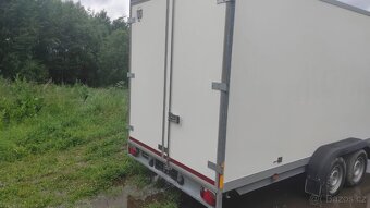 Skříňový Termo vlek 3000kg - 3