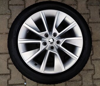 Alu kola originál Škoda Karoq 5x112 R18 Braga - 3