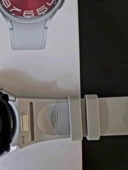 Samsung galaxy watch 6 classic 43mm stříbrné + rok záruka - 3