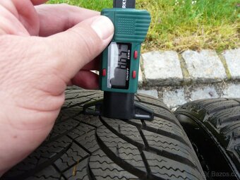 ZIMNÍ PNEU + DISKY 195/65R15 FORD 15" - 3