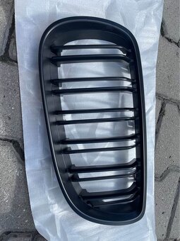 BMW E92 ledvinky matně černé - 3