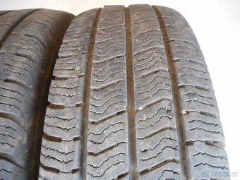 225/75R16C 121/120R - 3