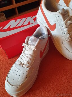 Dámské nové nike velikost 38 - 3