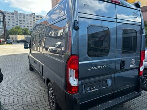 Novy Camper Van pre 4 osoby CARADO CV601 Automat - 3