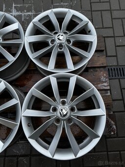 Alu kola, disky r17 5x112 Škoda - 3