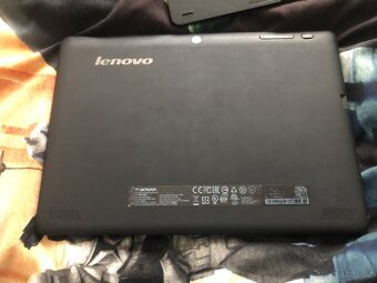 Lenovo ideapad MIIX 300 - 3